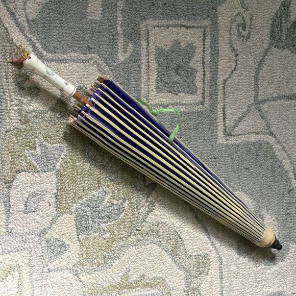 Vintage Hand Painted Japanese Chinese Bamboo Wood Umbrella Parasol - Picture 9 of 9